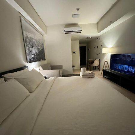 81 Newport Blvd Cluster 4 Unit B 3Rd Flr By Rechelle Nunag Pasay Exterior foto