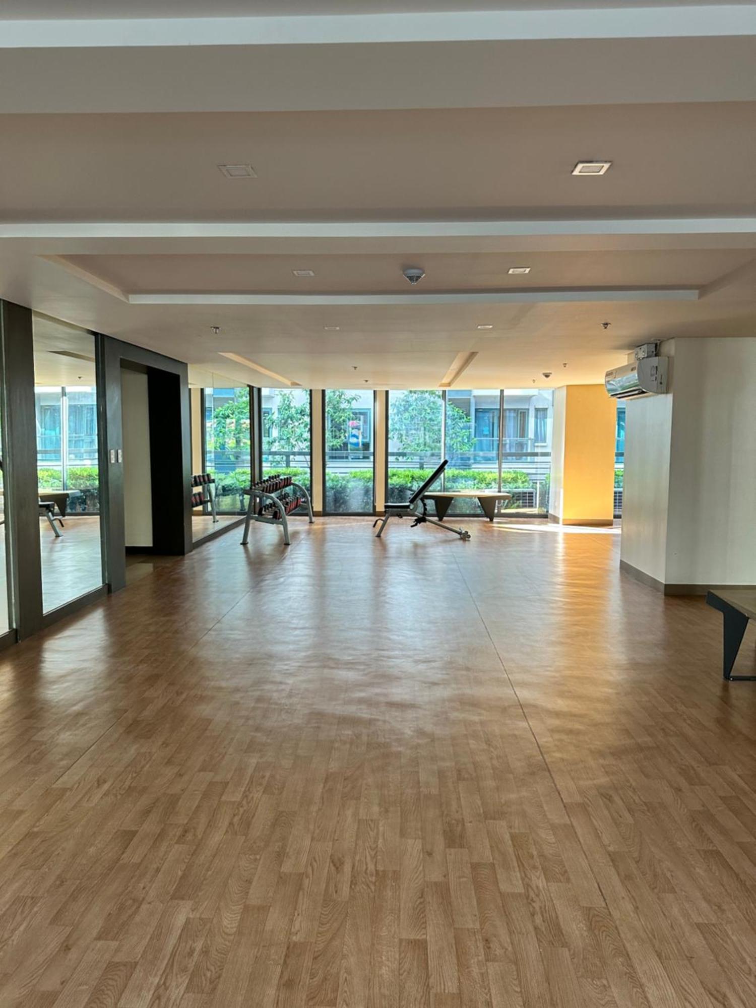 81 Newport Blvd Cluster 4 Unit B 3Rd Flr By Rechelle Nunag Pasay Exterior foto