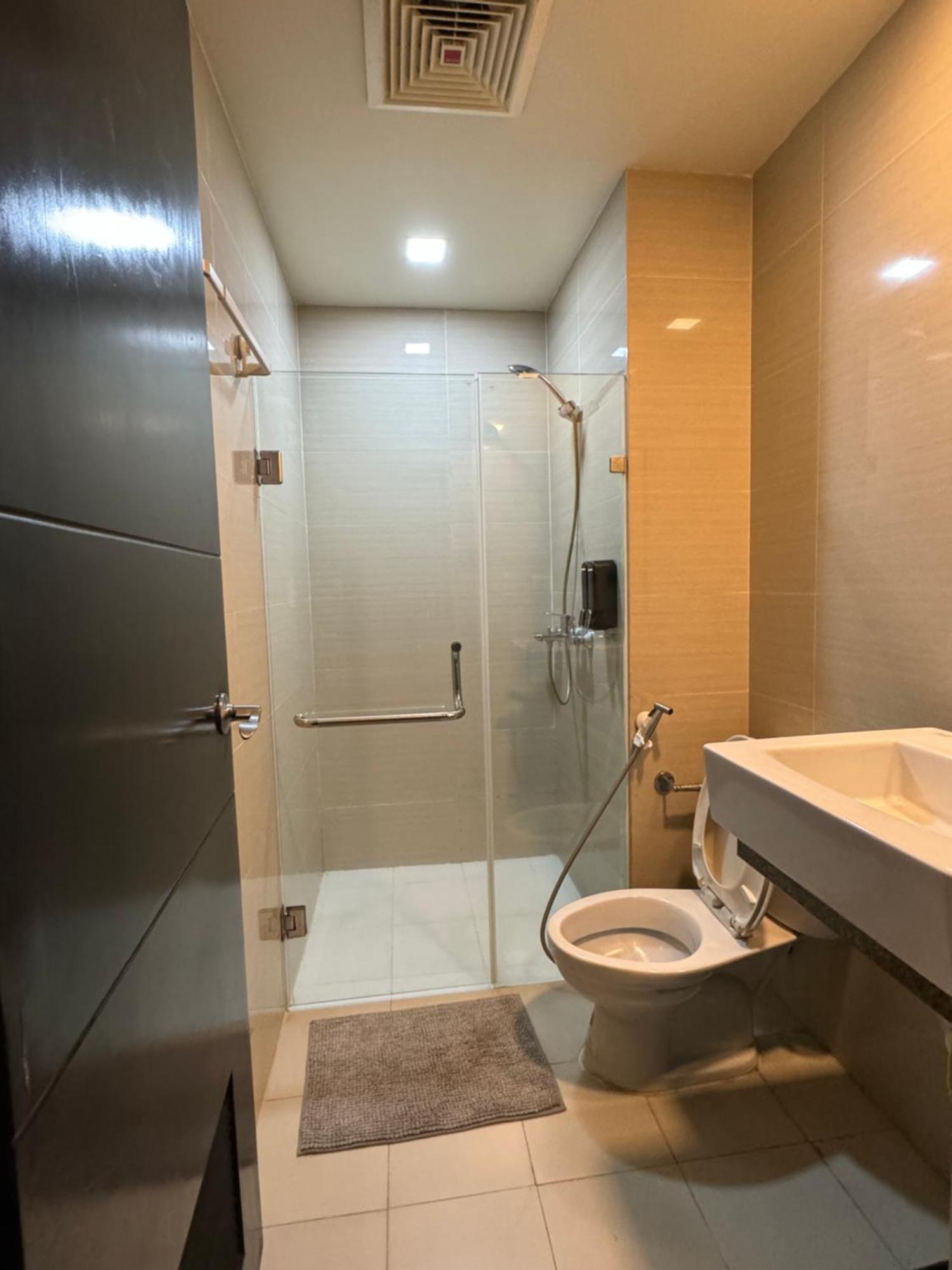 81 Newport Blvd Cluster 4 Unit B 3Rd Flr By Rechelle Nunag Pasay Exterior foto